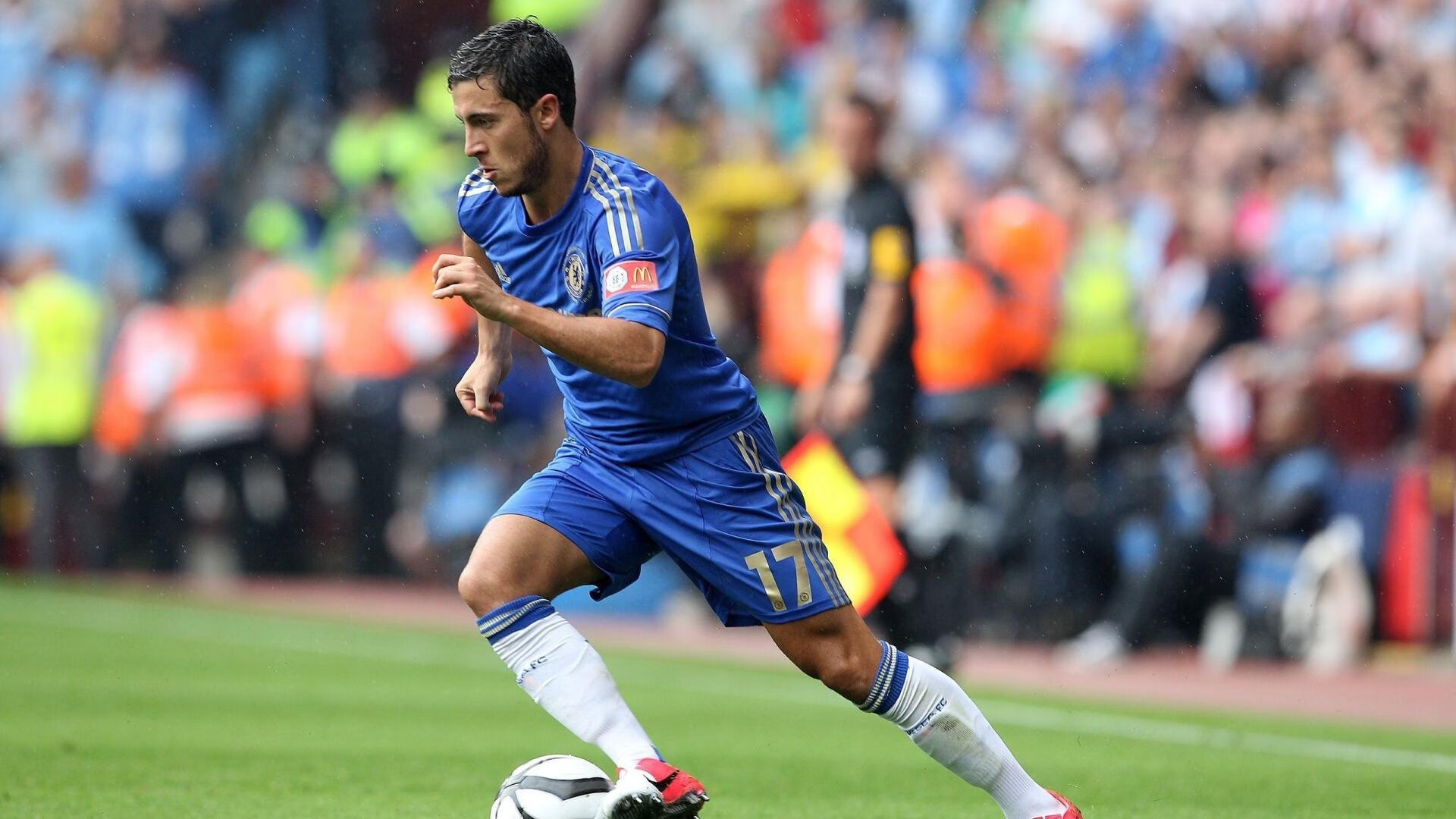 欧国联比赛：塞尔维亚队双杀匈牙利队，欧联杯之王塞维利亚