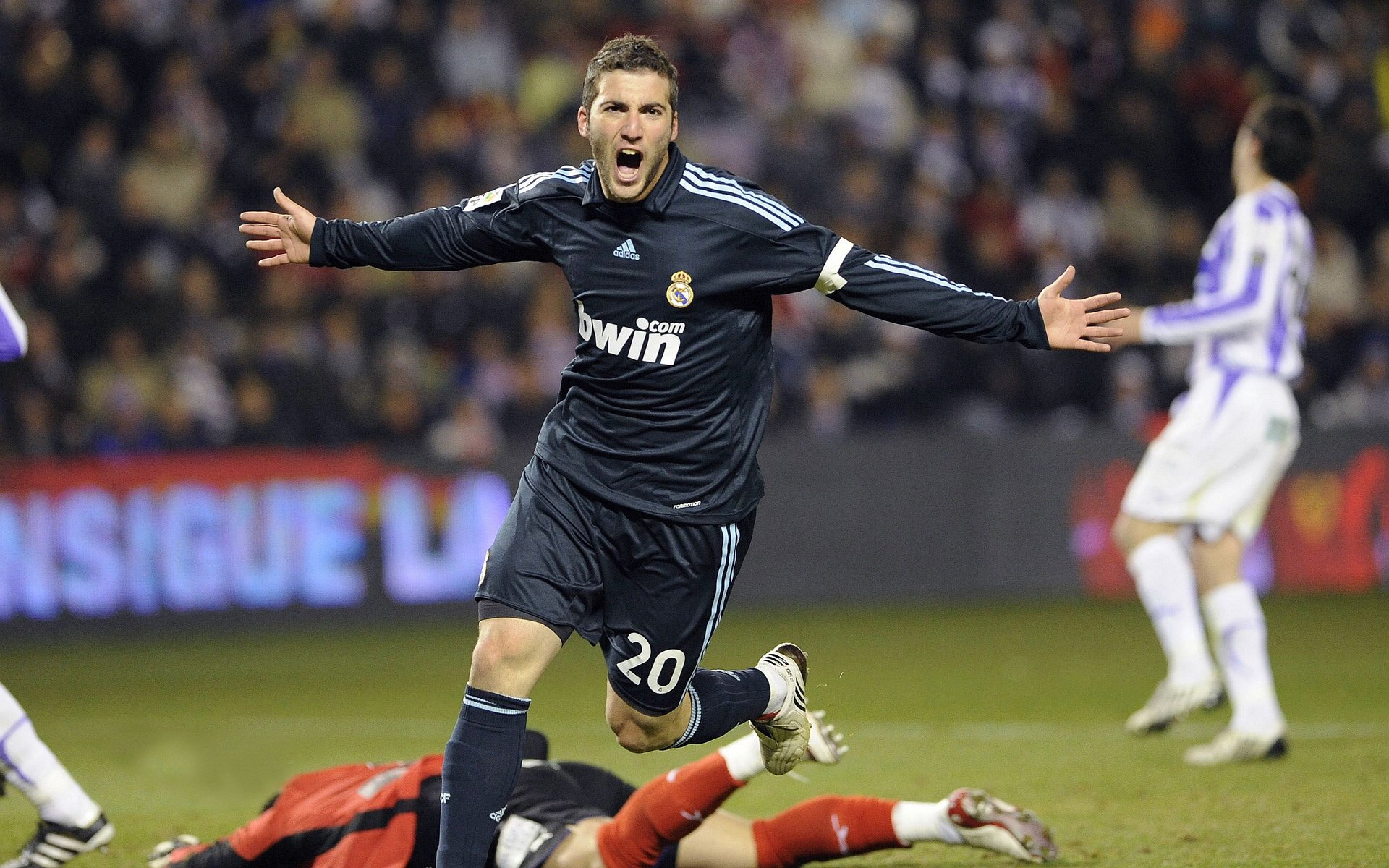 法拉利车队准备迎战，追赶速度领先者，法拉利车队最新消息